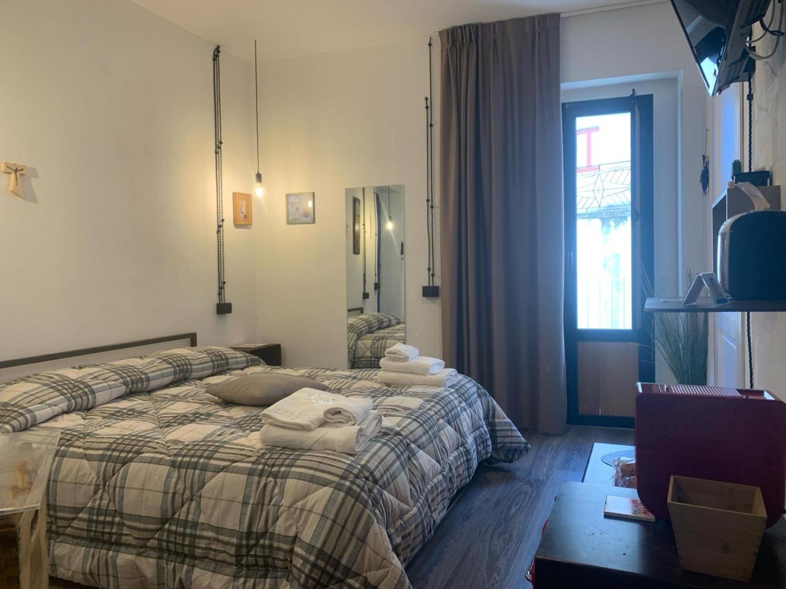 Ci Thorno Hotel Crosia Ngoại thất bức ảnh